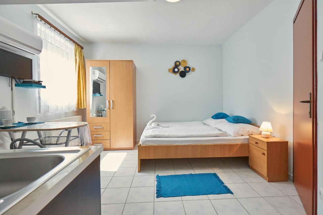 Amulett Studios Apartment Hajdúszoboszló Extérieur photo
