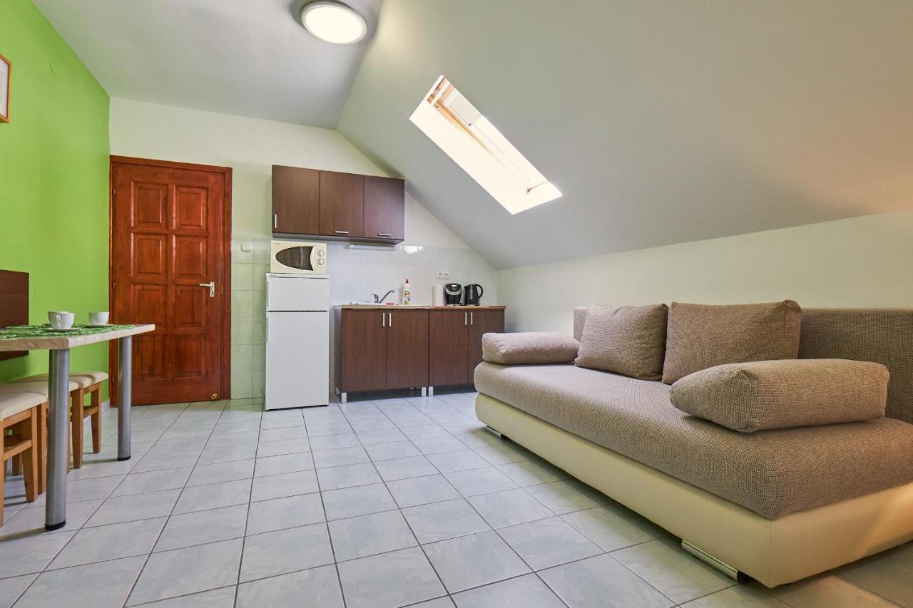 Amulett Studios Apartment Hajdúszoboszló Extérieur photo