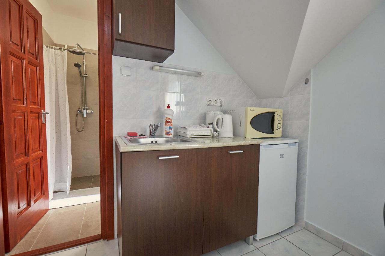 Amulett Studios Apartment Hajdúszoboszló Extérieur photo